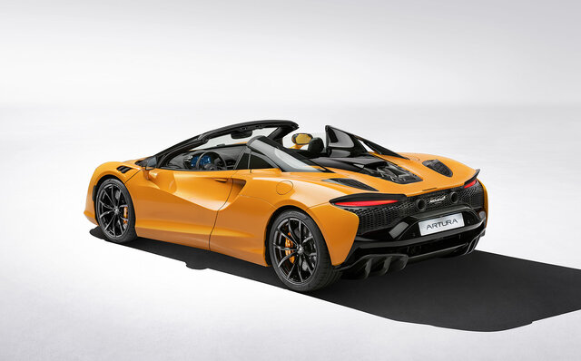 PHEVハイパーカー、アルトゥーラに待望のオープンモデル誕生|McLaren PHEVハイパーカー、アルトゥーラに待望のオープンモデル誕生|McLaren