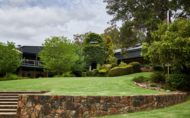 プレミアムワイン、海、オリーブ……。マーガレットリバーで自然の恵みを享受する|TRAVEL プレミアムワイン、海、オリーブ……。マーガレットリバーで自然の恵みを享受する|TRAVEL