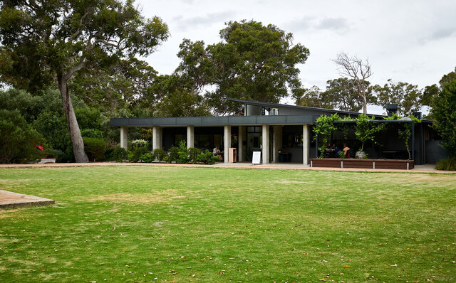 プレミアムワイン、海、オリーブ……。マーガレットリバーで自然の恵みを享受する|TRAVEL プレミアムワイン、海、オリーブ……。マーガレットリバーで自然の恵みを享受する|TRAVEL