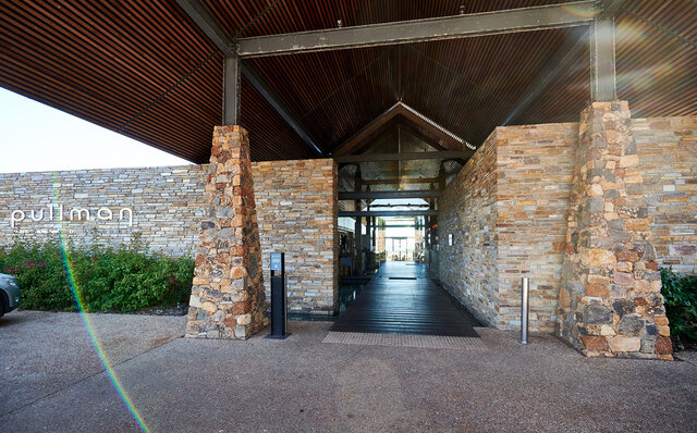 プレミアムワイン、海、オリーブ……。マーガレットリバーで自然の恵みを享受する|TRAVEL プレミアムワイン、海、オリーブ……。マーガレットリバーで自然の恵みを享受する|TRAVEL