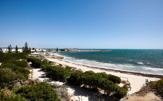 ロットネスト島で、世界一幸せな動物“クオッカ”に恋をした|TRAVEL ロットネスト島で、世界一幸せな動物“クオッカ”に恋をした|TRAVEL