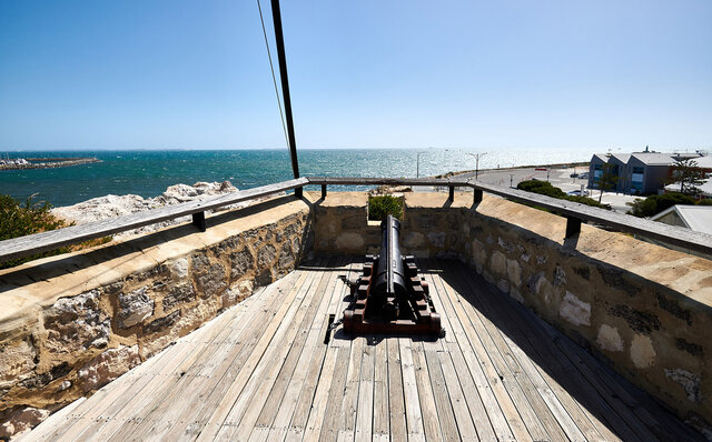 ロットネスト島で、世界一幸せな動物“クオッカ”に恋をした|TRAVEL ロットネスト島で、世界一幸せな動物“クオッカ”に恋をした|TRAVEL