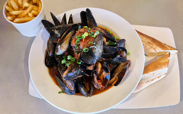 ロットネスト島で、世界一幸せな動物“クオッカ”に恋をした|TRAVEL ロットネスト島で、世界一幸せな動物“クオッカ”に恋をした|TRAVEL