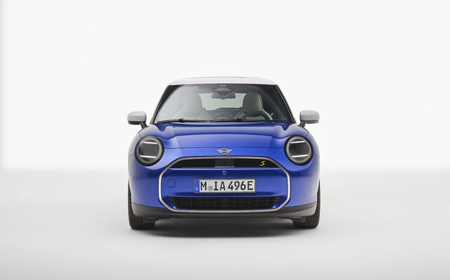 MINIクーパー3ドアが10年ぶりにフルモデルチェンジ｜MINI