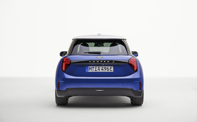 MINIクーパー3ドアが10年ぶりにフルモデルチェンジ｜MINI