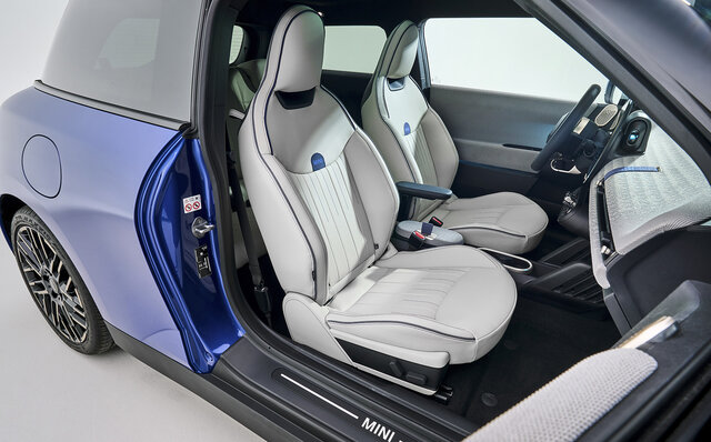 MINIクーパー3ドアが10年ぶりにフルモデルチェンジ｜MINI