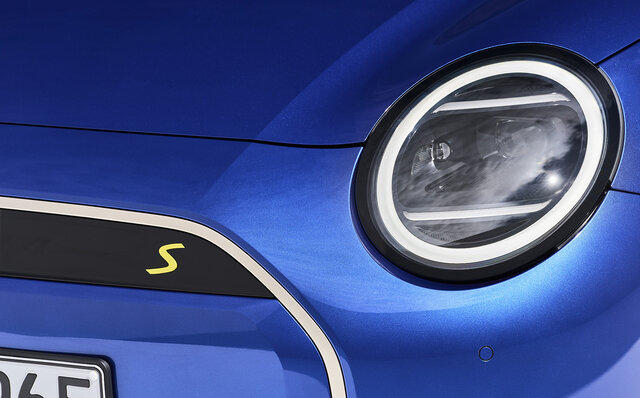 MINIクーパー3ドアが10年ぶりにフルモデルチェンジ｜MINI