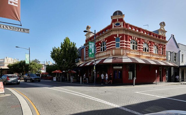 ロットネスト島で、世界一幸せな動物“クオッカ”に恋をした|TRAVEL ロットネスト島で、世界一幸せな動物“クオッカ”に恋をした|TRAVEL