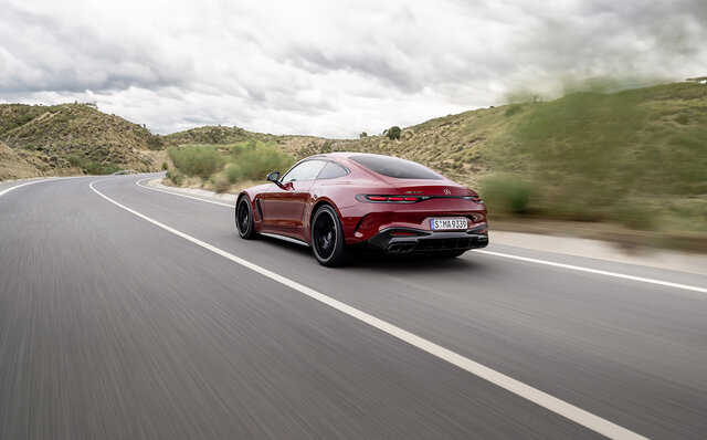 メルセデスAMGのトップパフォーマンスモデル「GTクーペ」が2代目へと進化|Mercedes AMG メルセデスAMGのトップパフォーマンスモデル「GTクーペ」が2代目へと進化|Mercedes AMG