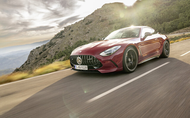 メルセデスAMGのトップパフォーマンスモデル「GTクーペ」が2代目へと進化|Mercedes AMG メルセデスAMGのトップパフォーマンスモデル「GTクーペ」が2代目へと進化|Mercedes AMG