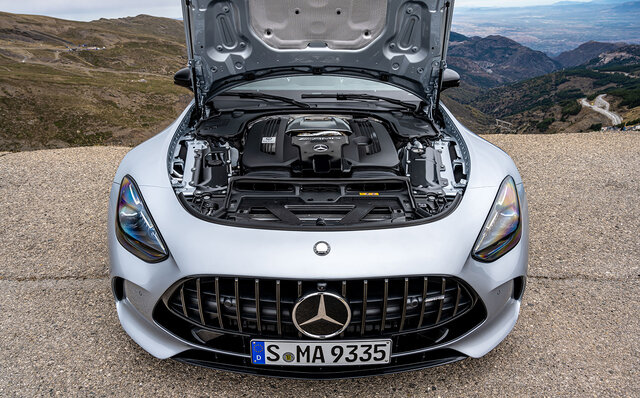 メルセデスAMGのトップパフォーマンスモデル「GTクーペ」が2代目へと進化|Mercedes AMG メルセデスAMGのトップパフォーマンスモデル「GTクーペ」が2代目へと進化|Mercedes AMG