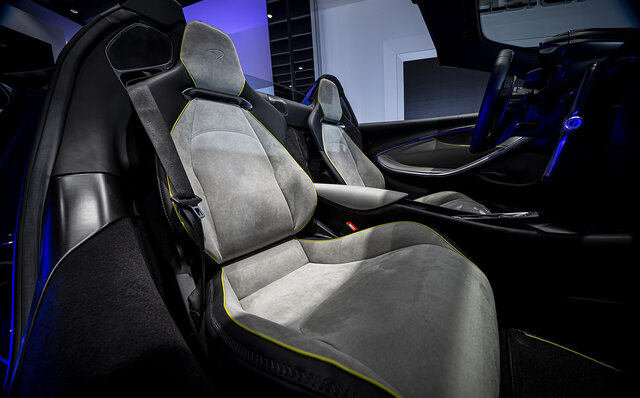 マクラーレン初のハイパフォーマンス ハイブリッド コンバーチブル「アルトゥーラ スパイダー」が日本上陸