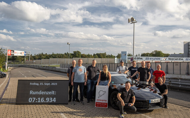 61年の歴史で初となるハイブリッド911がデビューへ|Porsche 61年の歴史で初となるハイブリッド911がデビューへ|Porsche