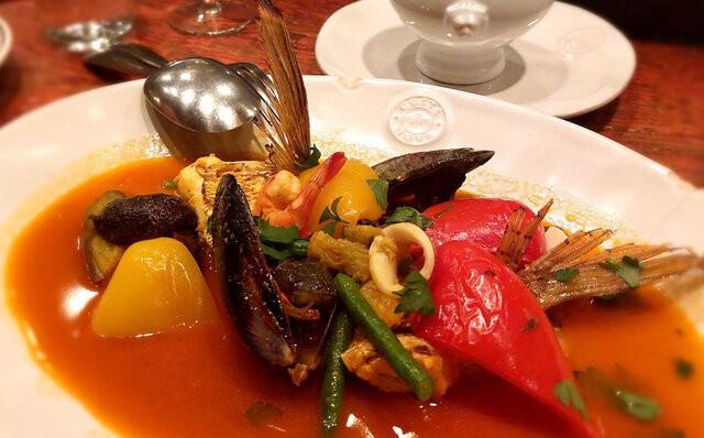 連載エッセイ|#ijichimanのぼやき「-美味しいのは大前提、大事なのは“間”と“距離感”- ひとりで行きたくなるお店」 連載エッセイ|#ijichimanのぼやき「-美味しいのは大前提、大事なのは“間”と“距離感”- ひとりで行きたくなるお店」