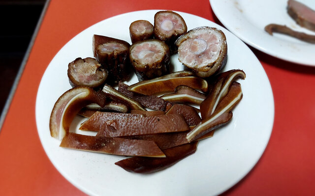 連載エッセイ|#ijichimanのぼやき「-美味しいのは大前提、大事なのは“間”と“距離感”- ひとりで行きたくなるお店」 連載エッセイ|#ijichimanのぼやき「-美味しいのは大前提、大事なのは“間”と“距離感”- ひとりで行きたくなるお店」