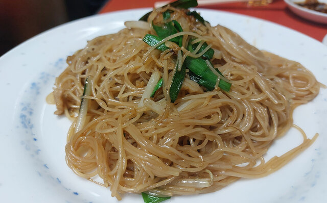 連載エッセイ|#ijichimanのぼやき「-美味しいのは大前提、大事なのは“間”と“距離感”- ひとりで行きたくなるお店」 連載エッセイ|#ijichimanのぼやき「-美味しいのは大前提、大事なのは“間”と“距離感”- ひとりで行きたくなるお店」