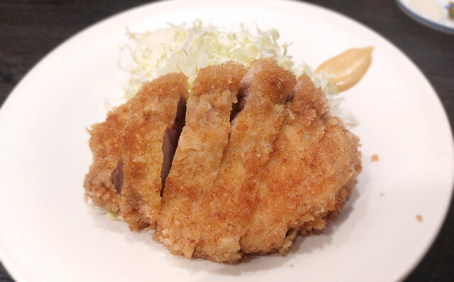 連載エッセイ|#ijichimanのぼやき「-美味しいのは大前提、大事なのは“間”と“距離感”- ひとりで行きたくなるお店」 連載エッセイ|#ijichimanのぼやき「-美味しいのは大前提、大事なのは“間”と“距離感”- ひとりで行きたくなるお店」