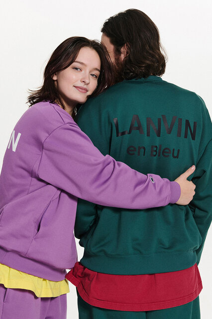 家族愛を体現するLANVIN en Bleuの“ESSENTIAL”ライン|LANVIN en Bleu 家族愛を体現するLANVIN en Bleuの“ESSENTIAL”ライン|LANVIN en Bleu