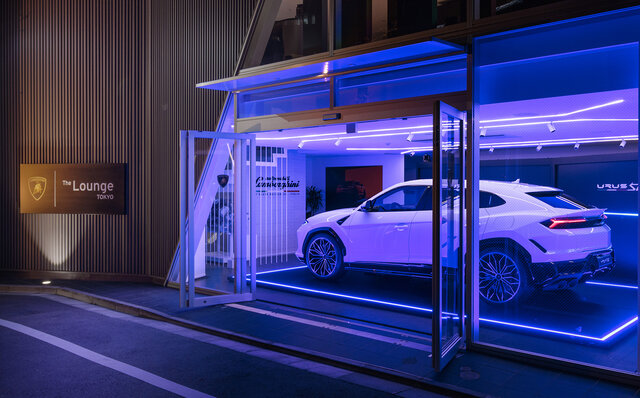 システム最高出力800ps──ランボルギーニ初となるPHEVスーパーSUV「ウルスSE」が日本上陸｜Lamborghini