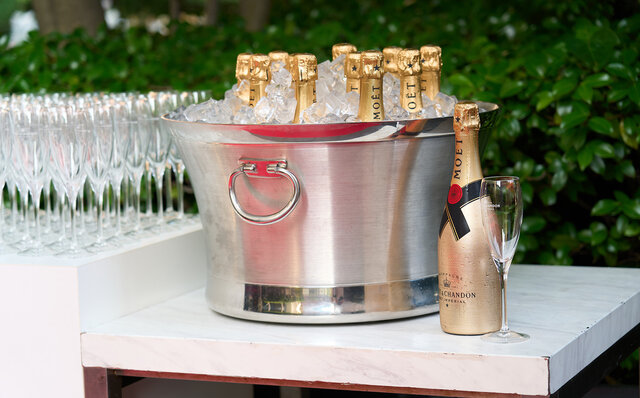 南仏にトリップ。モエ・エ・シャンドンで楽しむサマーナイトイベント「 Soirée Blanche ～ソワレ ブランシュ～ 」｜MOËT & CHANDON