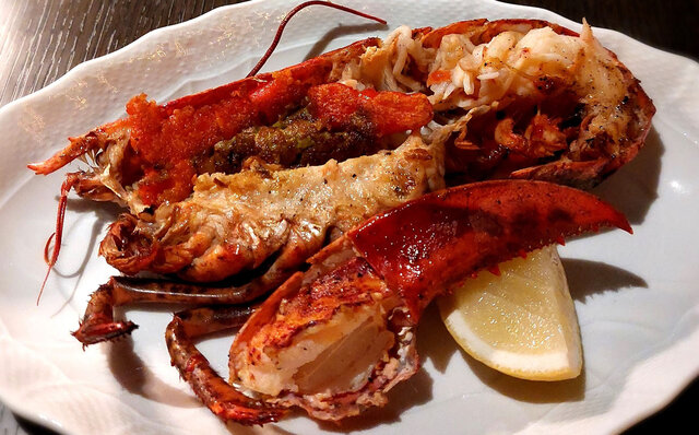 刻々と移ろう東京タワービューとエネルギッシュなライブキッチンに魂が心地よく揺さぶられる体験を｜JANU TOKYO