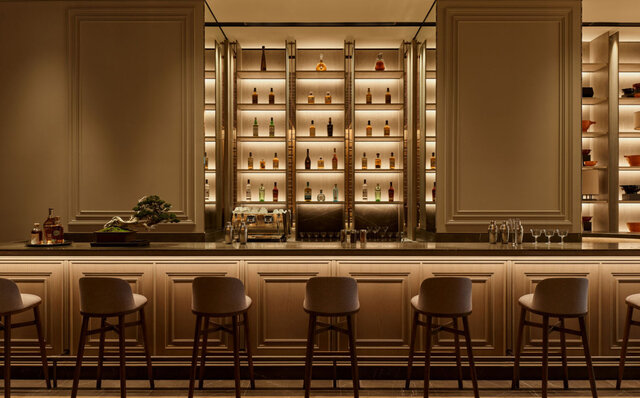 刻々と移ろう東京タワービューとエネルギッシュなライブキッチンに魂が心地よく揺さぶられる体験を｜JANU TOKYO