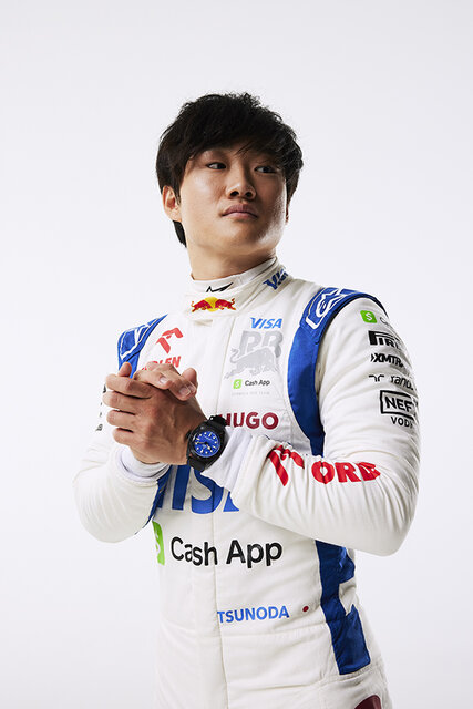 Visa Cash App RB F1チーム限定カラーの「ブラックベイ セラミック  Visa Cash App RB F1チーム限定カラーの「ブラックベイ セラミック