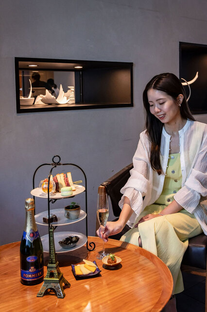 プルマン東京田町で感じるフランスの風。伝統的なセイボリーとシャンパンで楽しむ「夏のハイティー」｜EAT