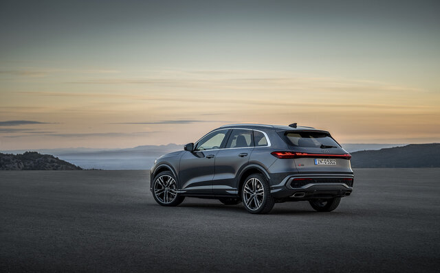 アウディのミッドサイズSUV「Q5」が第3世代へと進化|Audi アウディのミッドサイズSUV「Q5」が第3世代へと進化|Audi