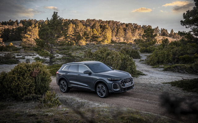 アウディのミッドサイズSUV「Q5」が第3世代へと進化|Audi アウディのミッドサイズSUV「Q5」が第3世代へと進化|Audi