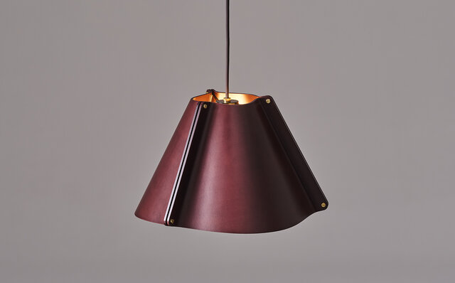 天童木工×ニューライトポタリーが表現する有機的な美しさのペンダントライト