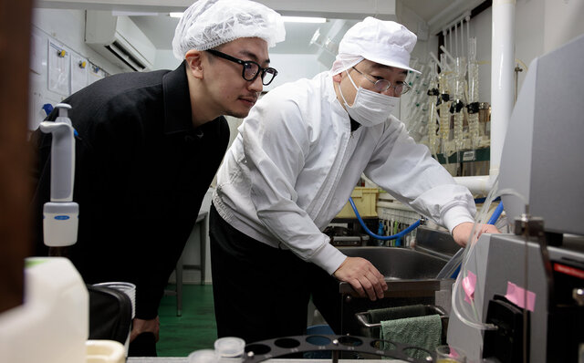 ラグジュアリー日本酒の開拓者たち──SAKE HUNDREDと楯の川酒造、「百光」進化の軌跡 ──