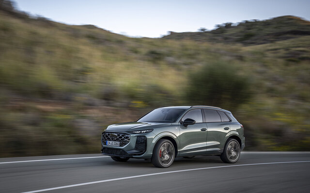 Audi Q3|アウディ Q3 Audi Q3|アウディ Q3