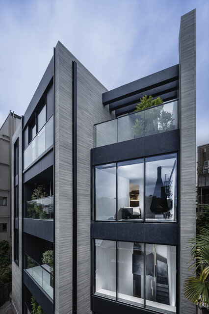 N°001 Minami Aoyama｜ナンバーワン ミナミアオヤマ