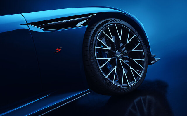 Aston Martin DB12 S|アストンマーティン DB12 S Aston Martin DB12 S|アストンマーティン DB12 S