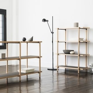 空間に上質なアクセントを生み出す、軽量設計の万能シェルフ「LOG」｜nuskool