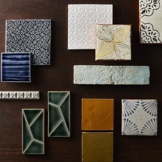 焼きものの魅力、タイルの表現性を楽しむクラフトタイルコレクション「BISCUIT」｜HIRATA TILE