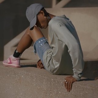 ナイキ「レブロン ジェームズ×ジョン エリオット アイコン コレクション」第二弾が登場｜NIKE