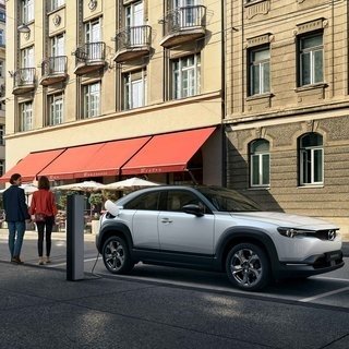 マツダ初となる量産EV「MX-30」が東京モーターショー2019でワールドプレミア｜Mazda
