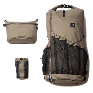 デイリーユースにも使えるマルチな軽量バックパック|CAYL × NICETIME