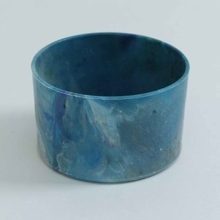 オーストラリアの海岸に流れ着いた海洋プラスチックを100％利用したカップ｜supercyclers