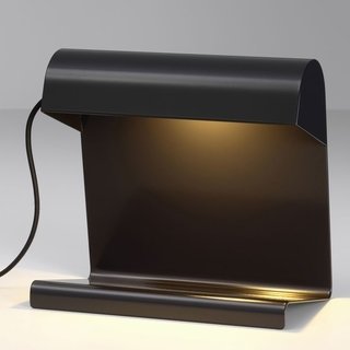 ジャン・プルーヴェが手がけたデスクランプとウォールランプ｜Vitra