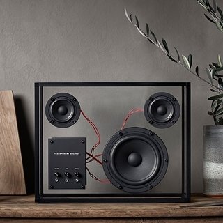 サスティナブルな北欧デザインスピーカー｜TRANSPARENT SPEAKER