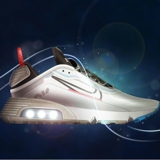 ナイキ エア マックス 90に未来的要素を取り入れた「ナイキ エア マックス 2090」｜NIKE 