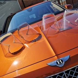 ベントレーが新型コロナ危機を受け、地域コミュニティをサポート｜Bentley