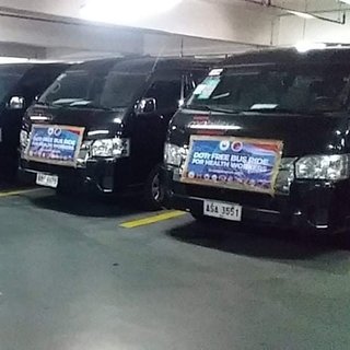 フィリピン・マニラの医療従事者向けオンデマンド型シャトルバス送迎サービスを開始｜TOYOTA