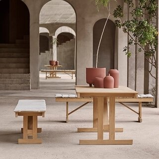 ボーエ・モーエンセンの折りたたみ式アウトドアテーブル＆ベンチ｜CARL HANSEN & SØN