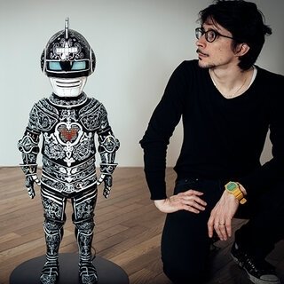 “まじめに遊ぶ”をキーワードに、古典とサブカルチャーを華麗に融合