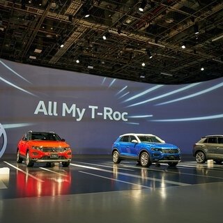 フォルクスワーゲンの新型クロスオーバーSUV「T-Roc」が日本デビュー｜Volkswagen