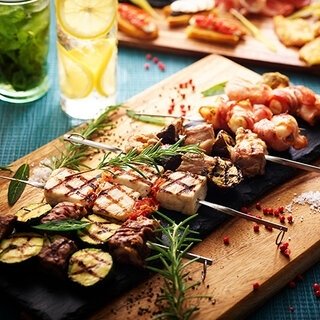 「ミート（MEAT）・ザ・サマー」お肉づくしのコースとフリーフローで暑気払い｜THE STRINGS BY INTERCONTINENTAL TOKYO